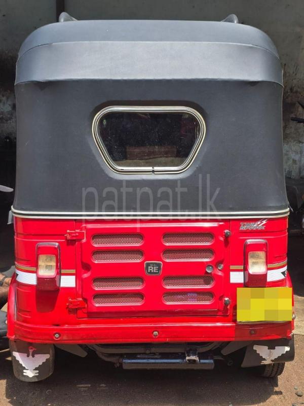 Bajaj Three Wheel 2018 - Used Three wheeler sale in Sri Lanka - patpat.lk