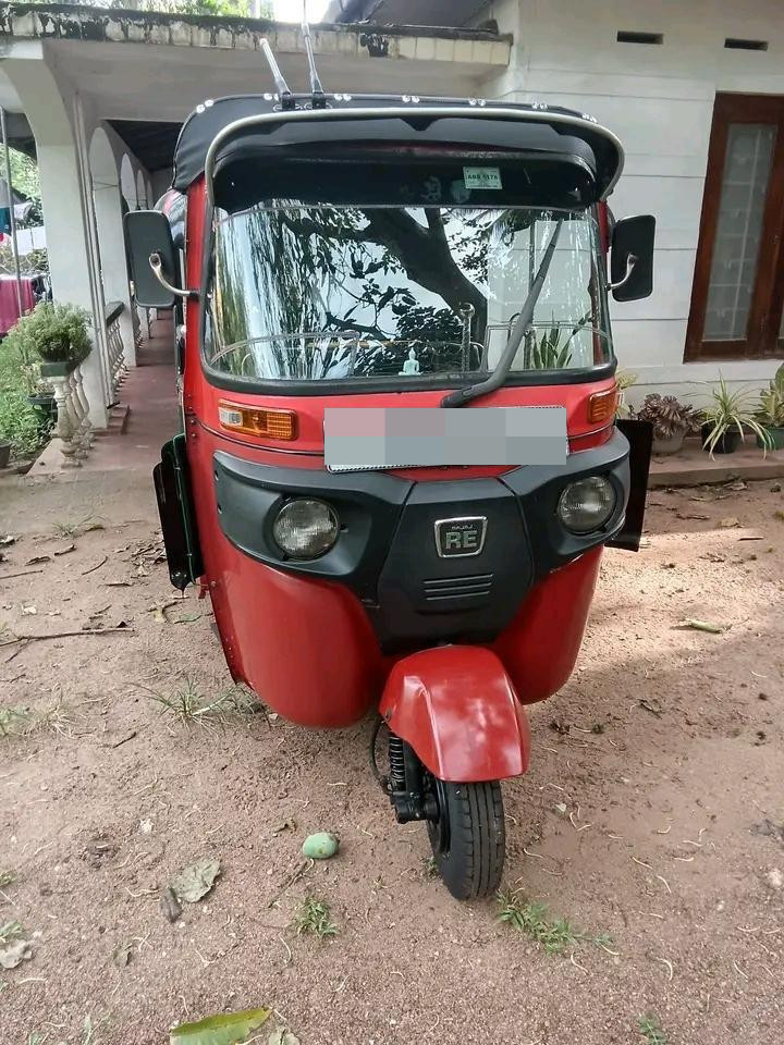 Bajaj Three Wheel 2018 - භාවිතා කරන ලද ත්‍රිරෝද රථය sale in Sri Lanka - patpat.lk