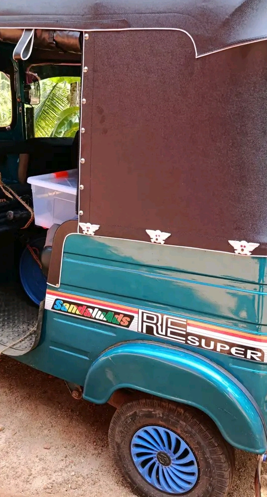 Bajaj Three Wheel 2006 - பயன்படுத்தப்பட்டது முச்சக்கர வண்டி sale in Sri Lanka - patpat.lk