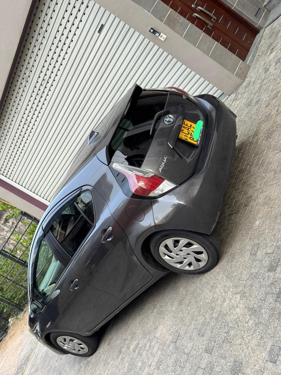 Toyota Aqua 2015 - Used Car sale in Sri Lanka - patpat.lk