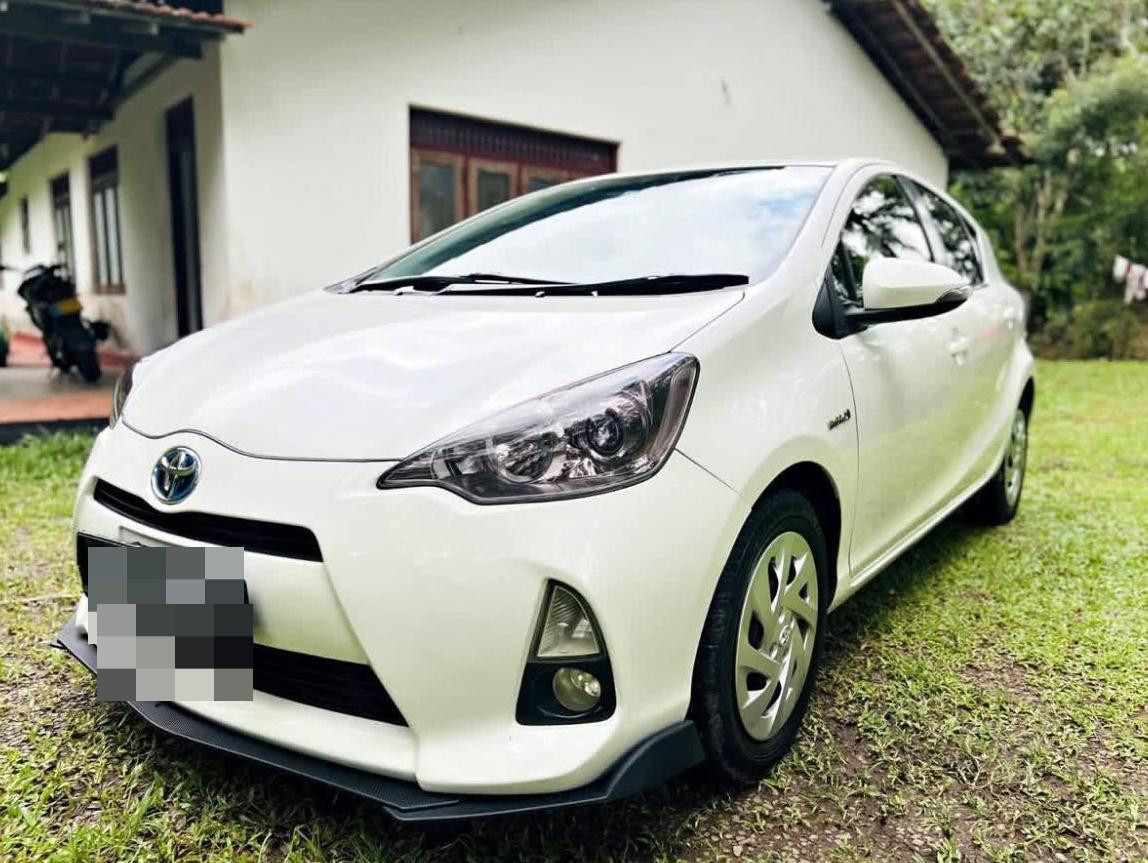 Toyota Aqua 2013 - Used Car sale in Sri Lanka - patpat.lk