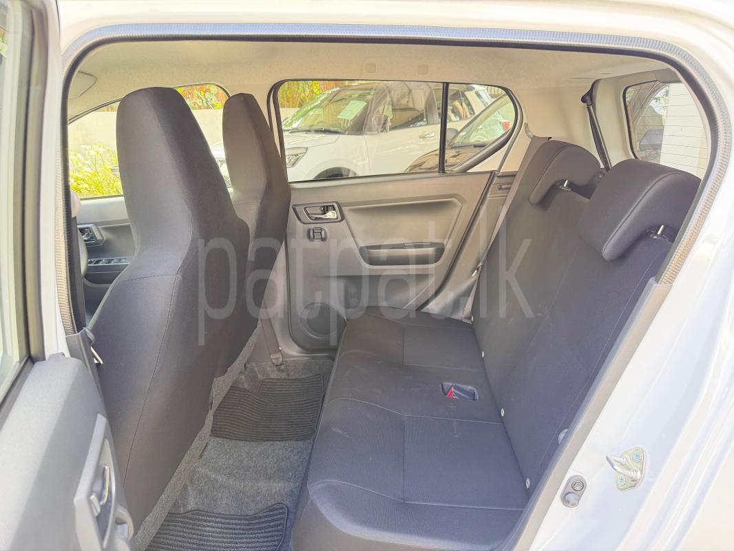 Advertisement image 6