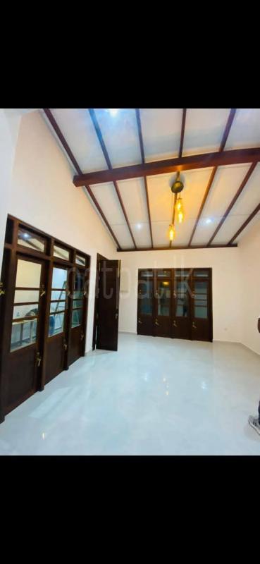 House for Sale in Kadawatha ads-image-1