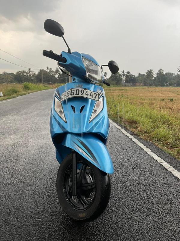 Advertisement image 6