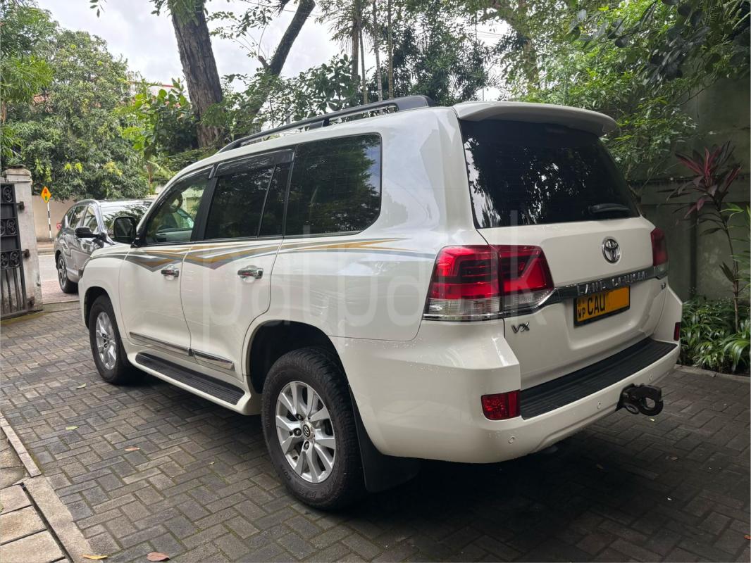 Advertisement image 5