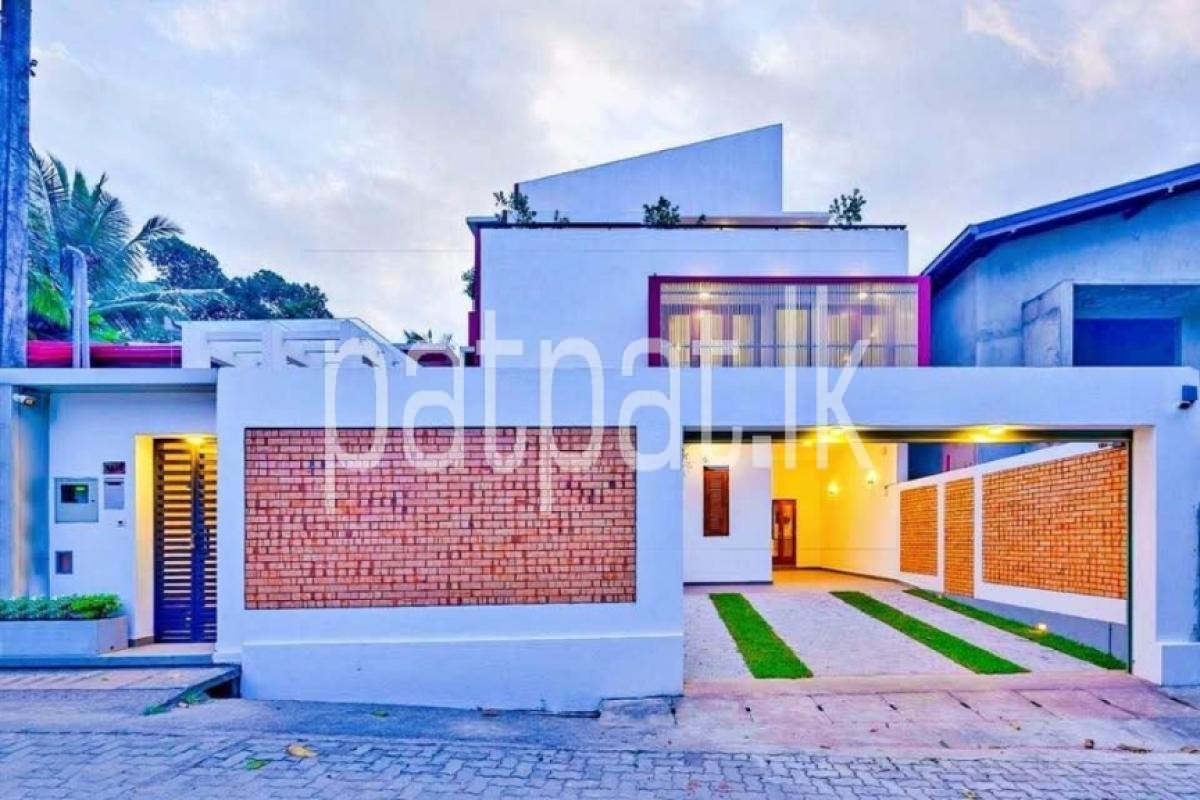 Advertisement image 1