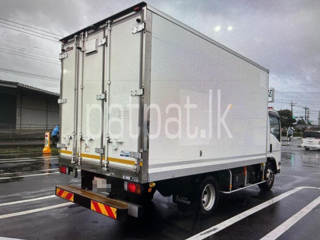 Advertisement image 3