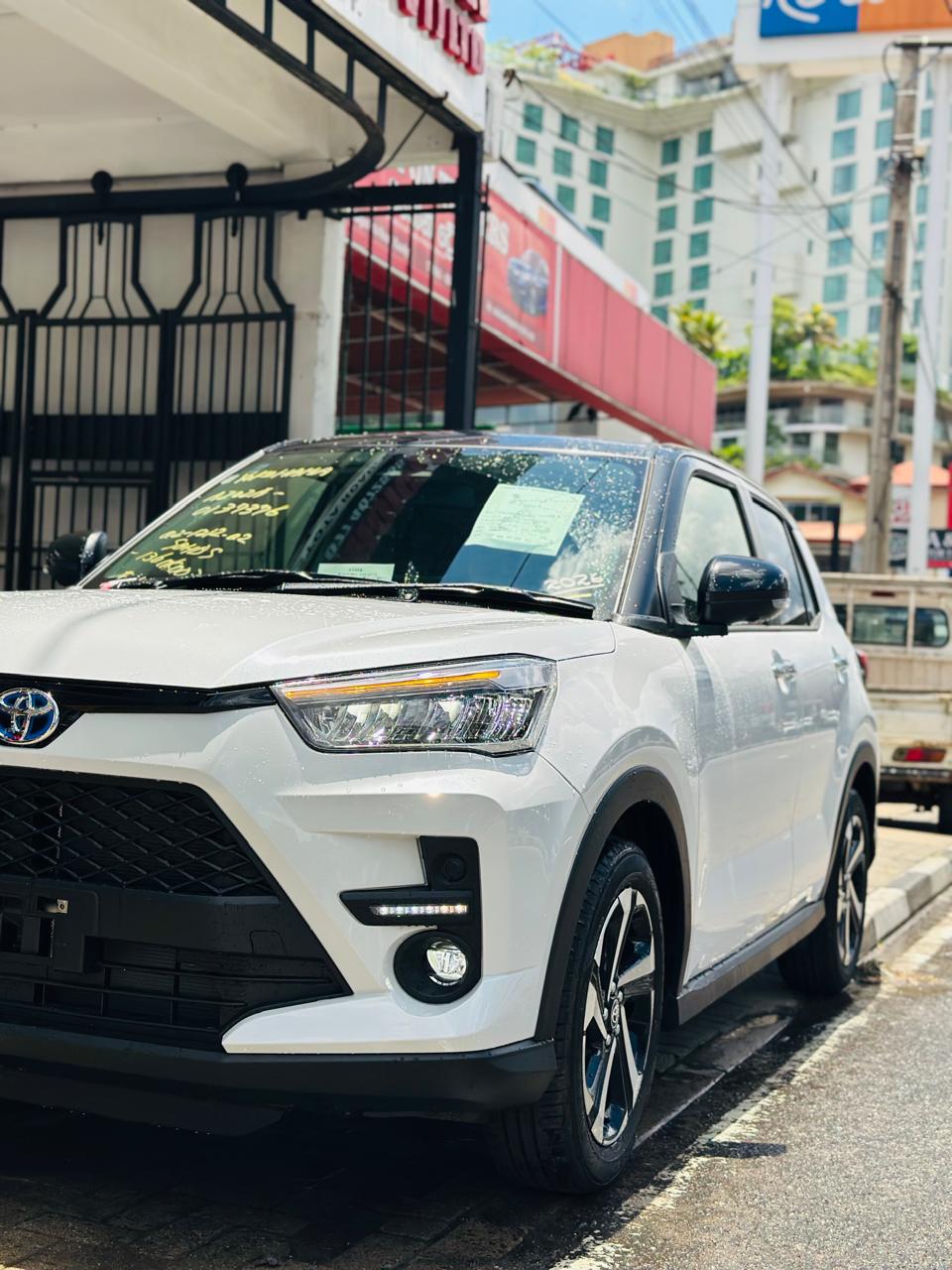 Toyota Raize 2026 - சான்றளிக்கப்பட்டது SUV sale in Sri Lanka - patpat.lk