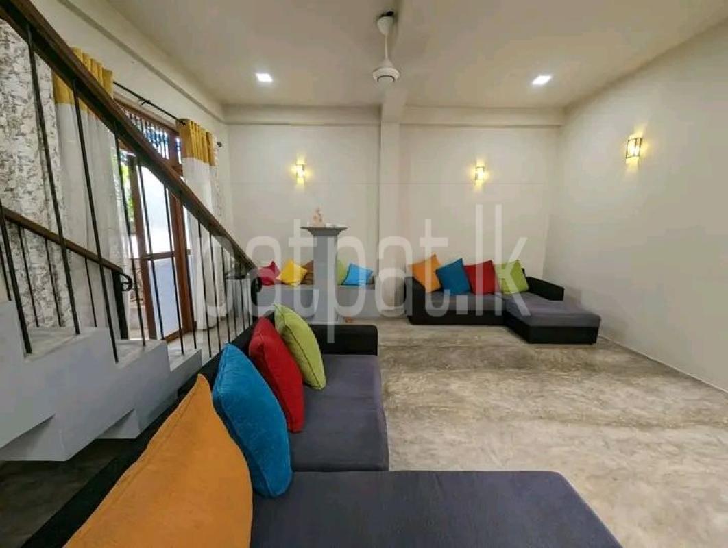 premium-listing-image