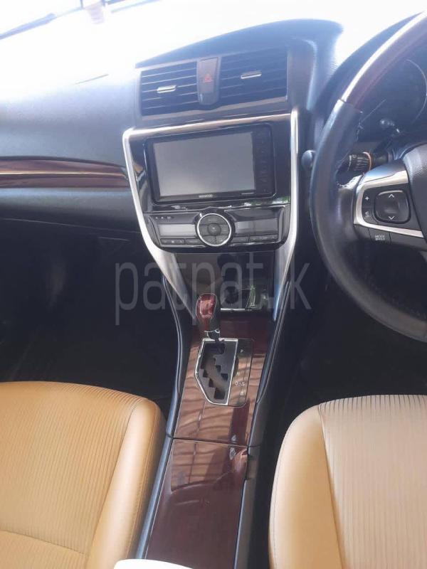 Toyota Premio 2018 - பயன்படுத்தப்பட்டது கார் sale in Sri Lanka - patpat.lk