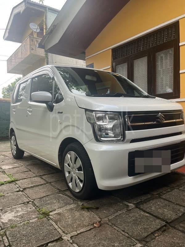 Suzuki Wagon R 2017 - பயன்படுத்தப்பட்டது கார் sale in Sri Lanka - patpat.lk
