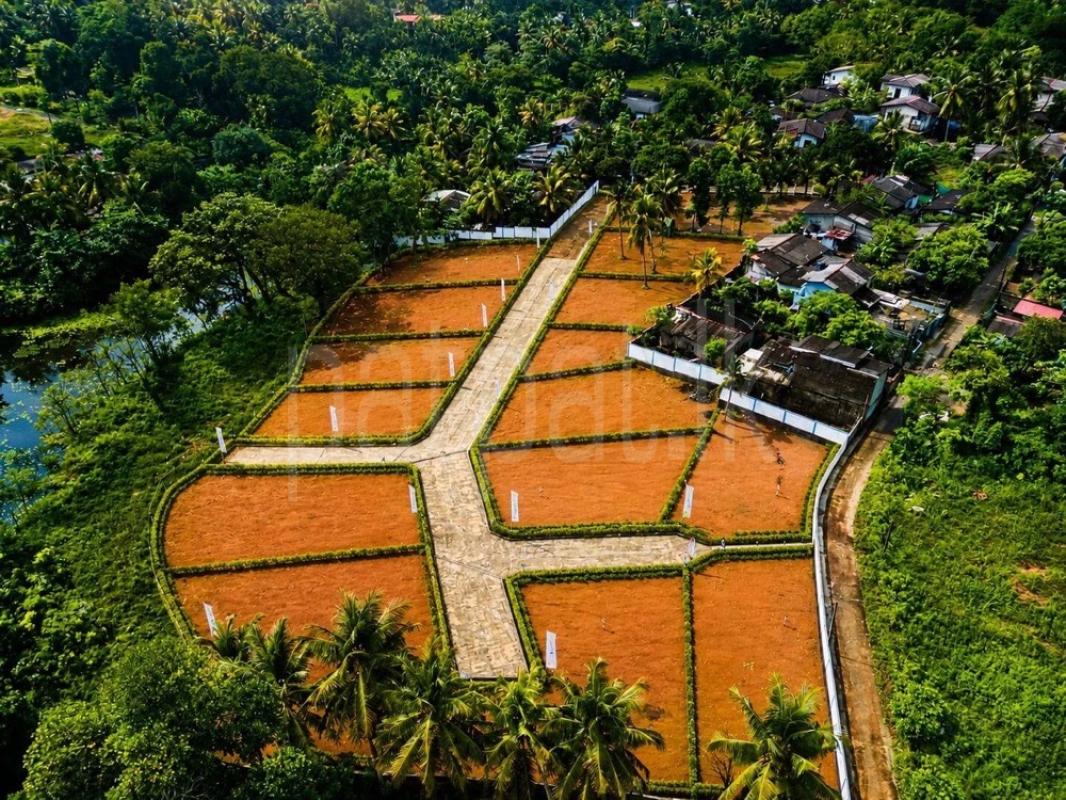 Residential Land for Sale in Bandaragama