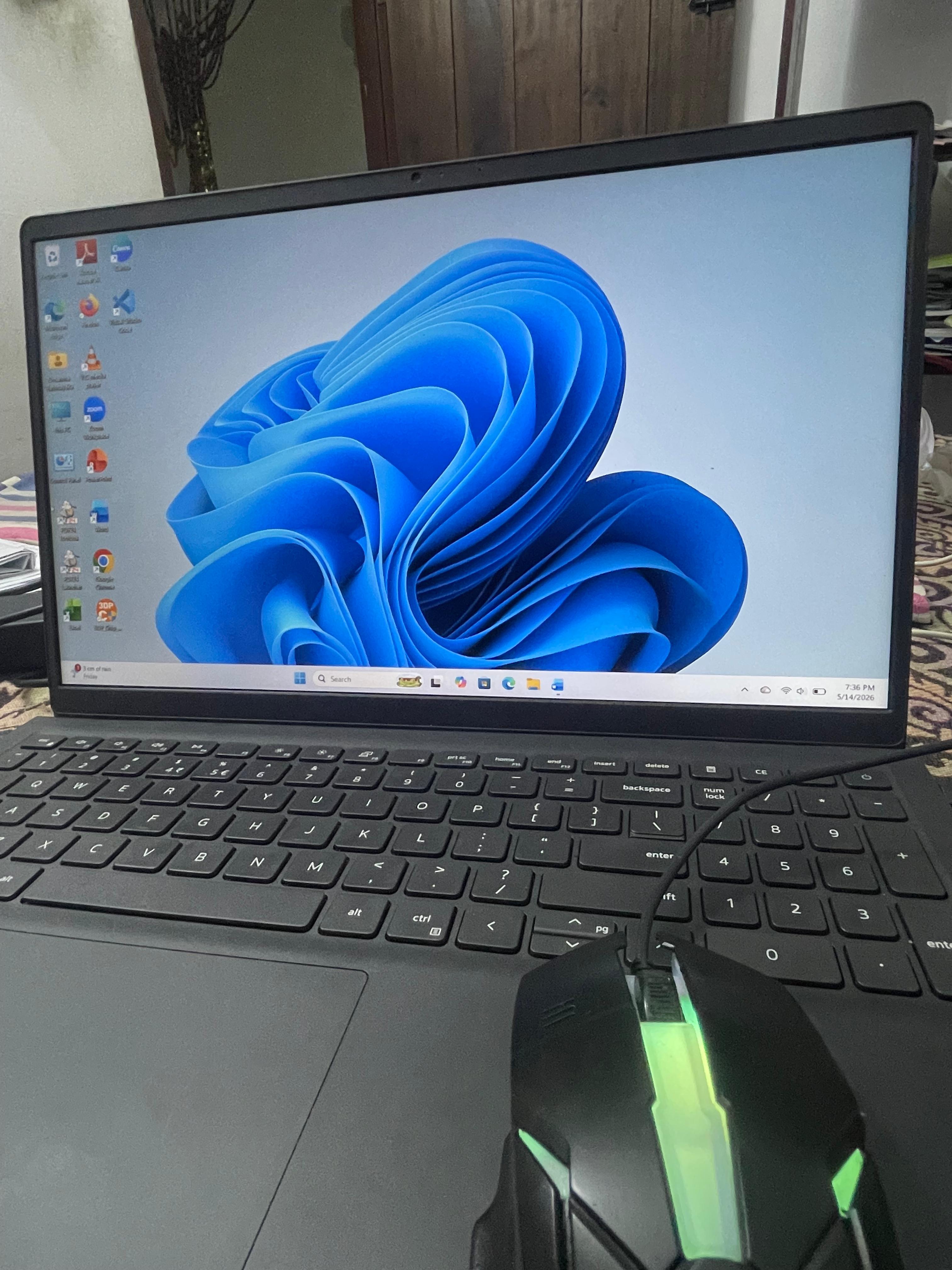 💻 Dell Inspiron 15 3530 Laptop – Urgent Sale