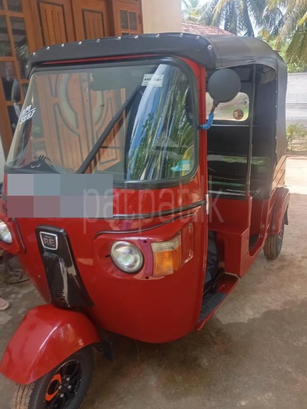 Bajaj 4 stroke 2014 - பயன்படுத்தப்பட்டது முச்சக்கர வண்டி sale in Sri Lanka - patpat.lk