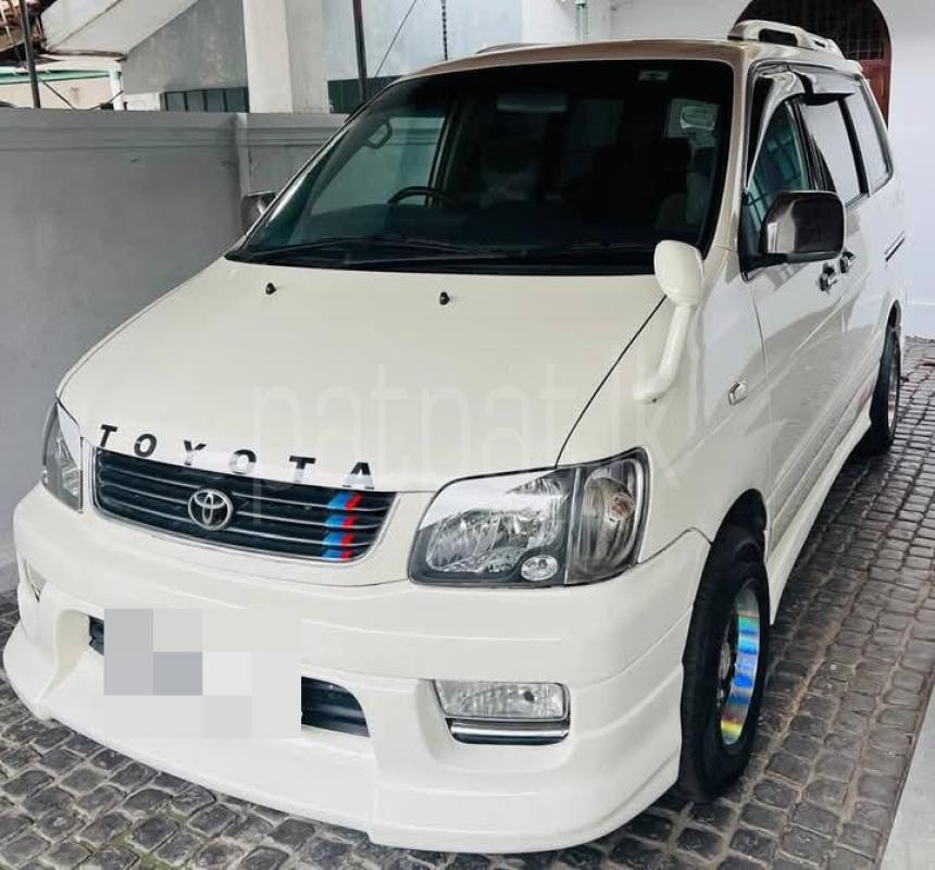 Toyota Noah 2003 - பயன்படுத்தப்பட்டது வேன் sale in Sri Lanka - patpat.lk