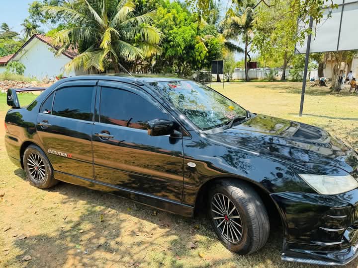 Mitsubishi Lancer 2004 - Used Car sale in Sri Lanka - patpat.lk