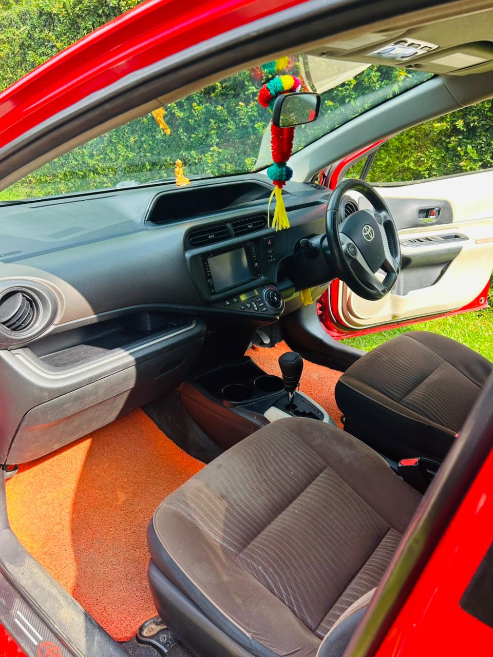 Toyota Aqua 2014 - භාවිතා කරන ලද කාර් sale in Sri Lanka - patpat.lk