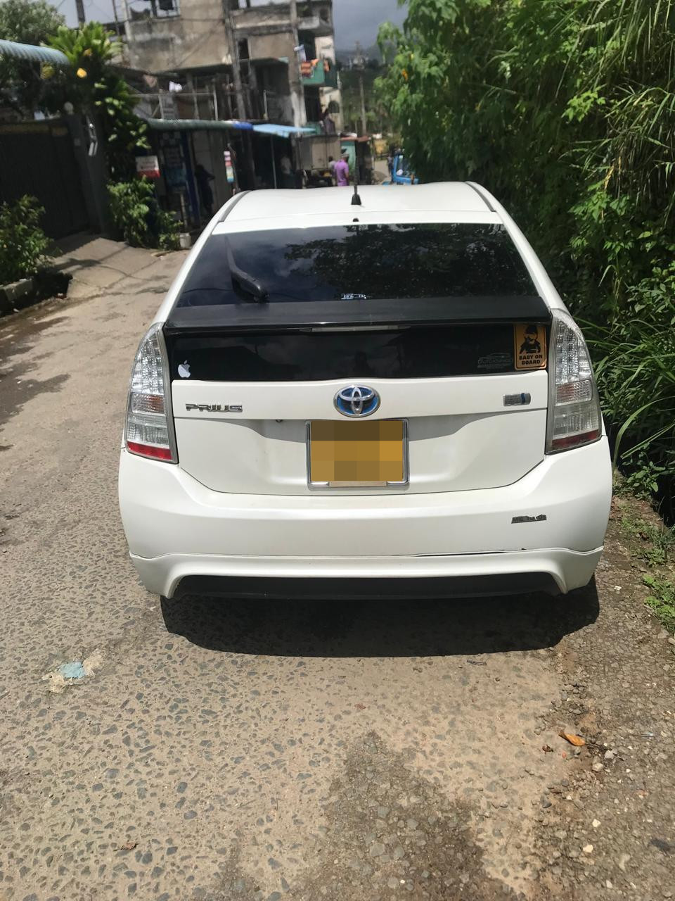 Toyota Prius 2014 - Used Car sale in Sri Lanka - patpat.lk