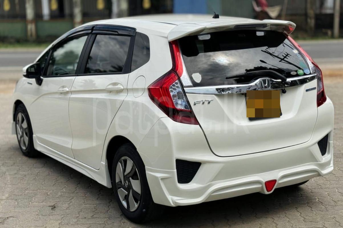 Advertisement image 4