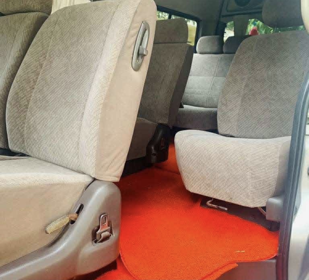 Toyota Hiace 2009 - භාවිතා කරන ලද වෑන් රථය sale in Sri Lanka - patpat.lk
