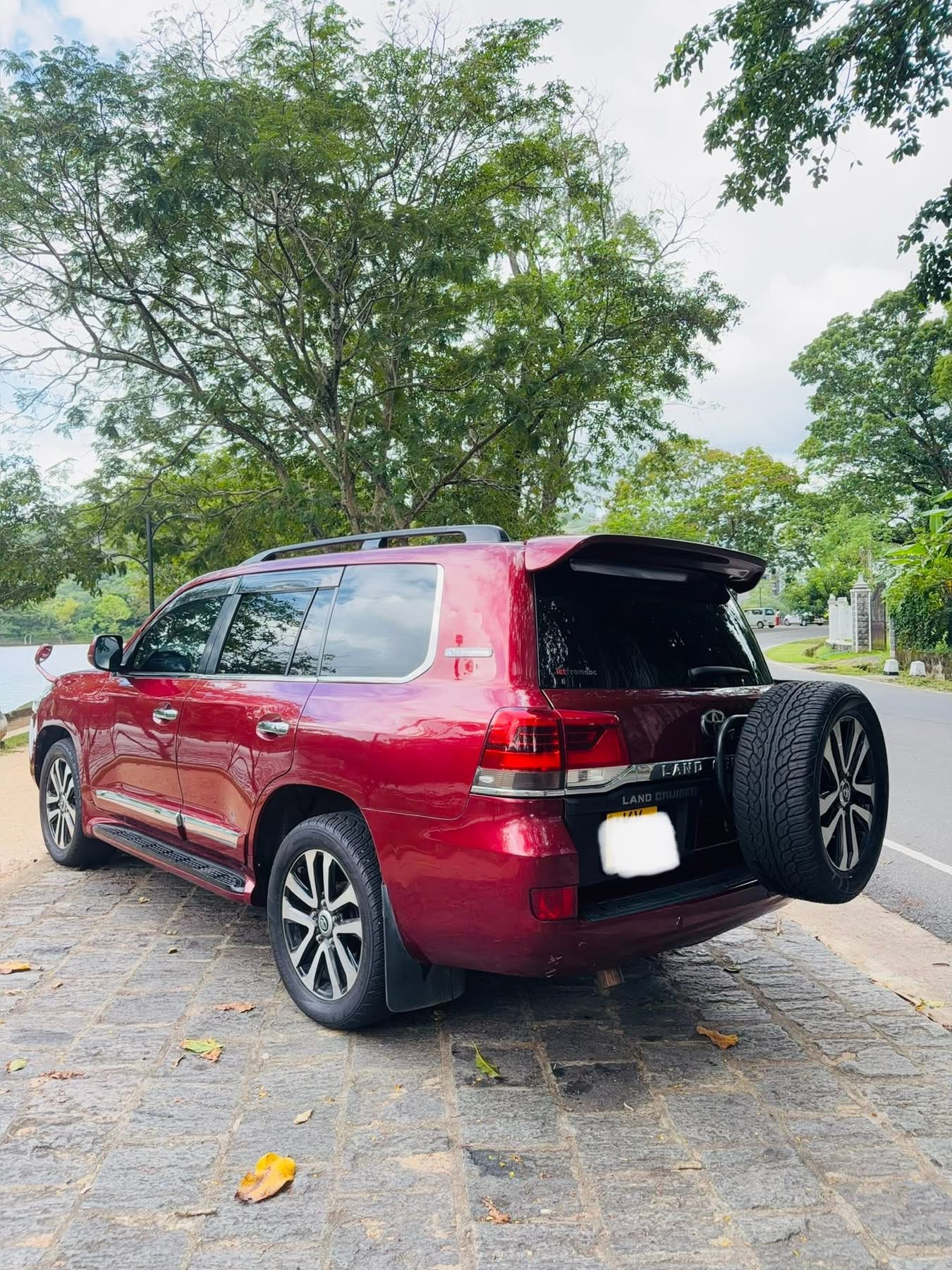 Toyota Land Cruiser 2008 - භාවිතා කරන ලද SUV රථය sale in Sri Lanka - patpat.lk