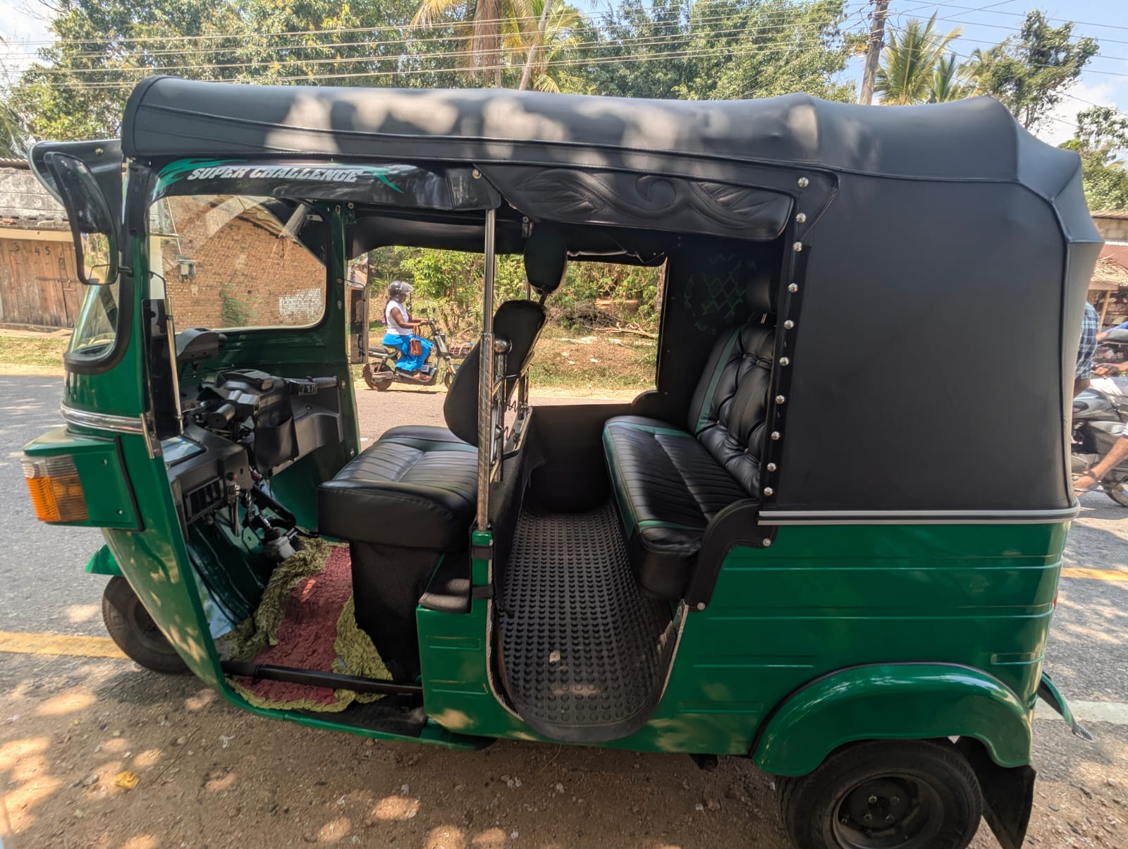 Bajaj Three Wheel 2012 - Used Three wheeler sale in Sri Lanka - patpat.lk