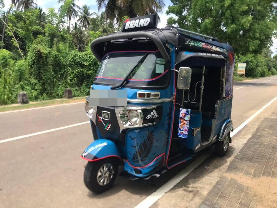 Bajaj 4 stroke 2015 - භාවිතා කරන ලද ත්‍රිරෝද රථය sale in Sri Lanka - patpat.lk