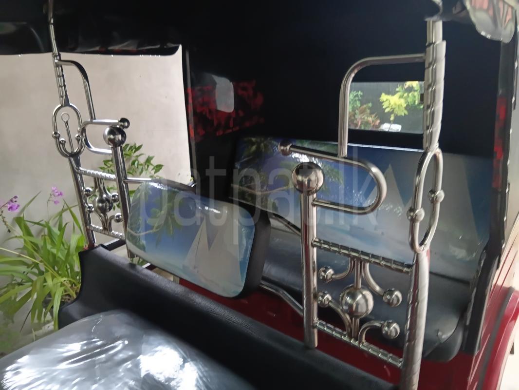 Bajaj Three Wheel 2013 - பயன்படுத்தப்பட்டது முச்சக்கர வண்டி sale in Sri Lanka - patpat.lk
