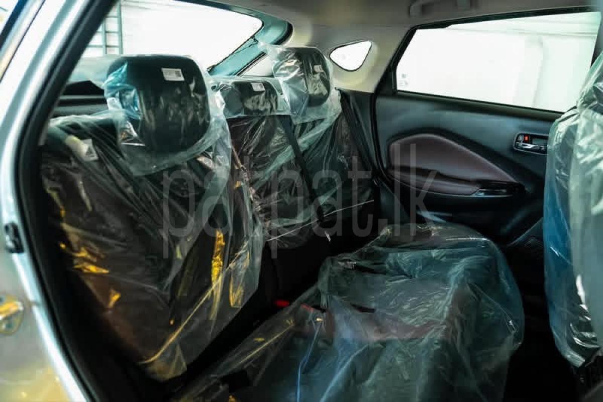 Advertisement image 6