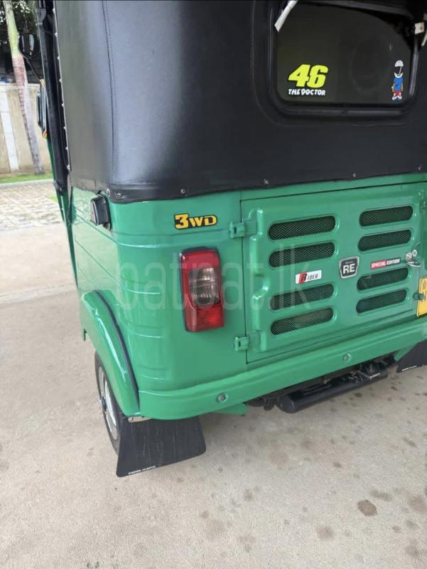 Bajaj 4 stroke 2018 - பயன்படுத்தப்பட்டது முச்சக்கர வண்டி sale in Sri Lanka - patpat.lk