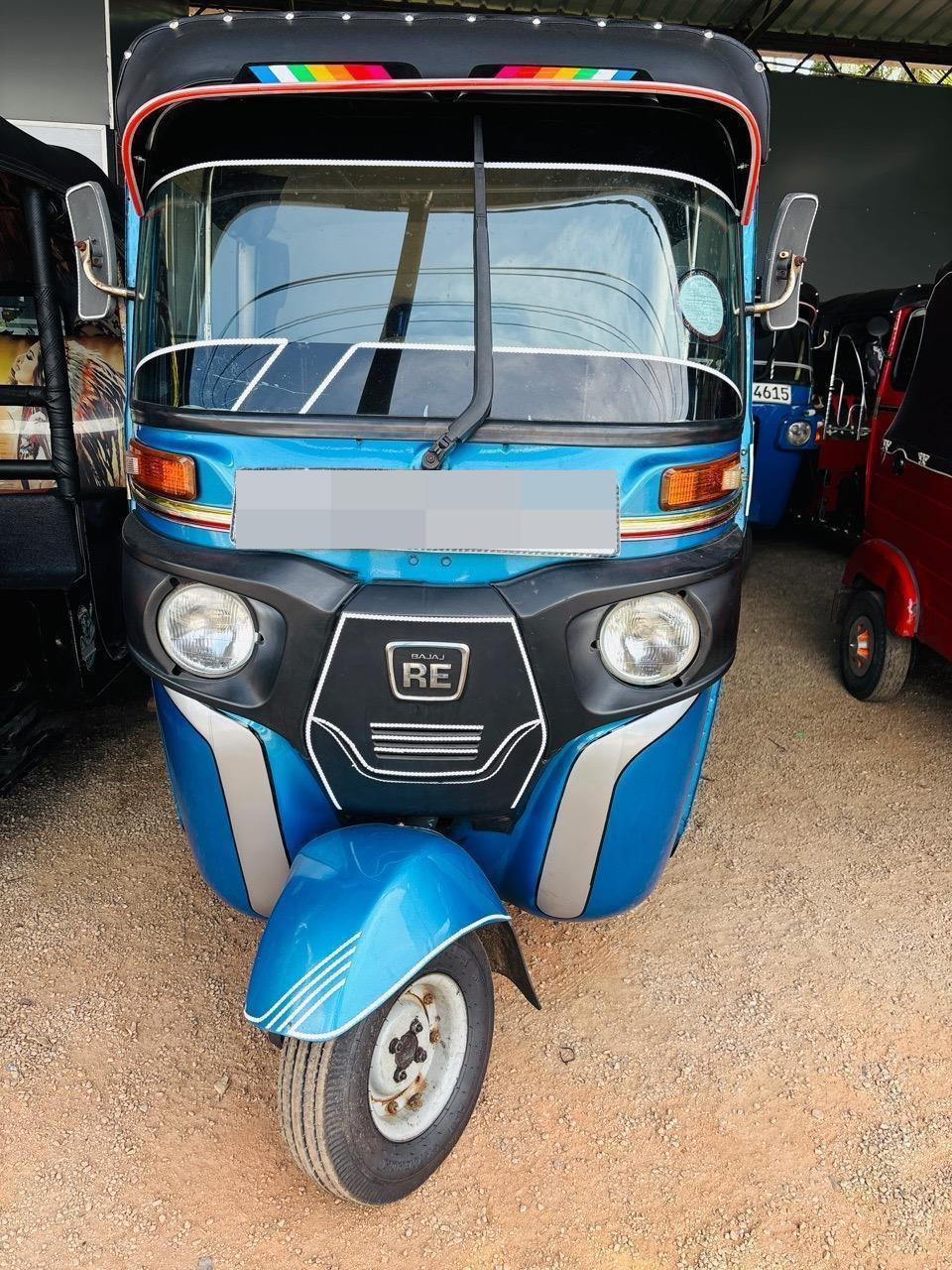 Bajaj Three Wheel 2014 - பயன்படுத்தப்பட்டது முச்சக்கர வண்டி sale in Sri Lanka - patpat.lk