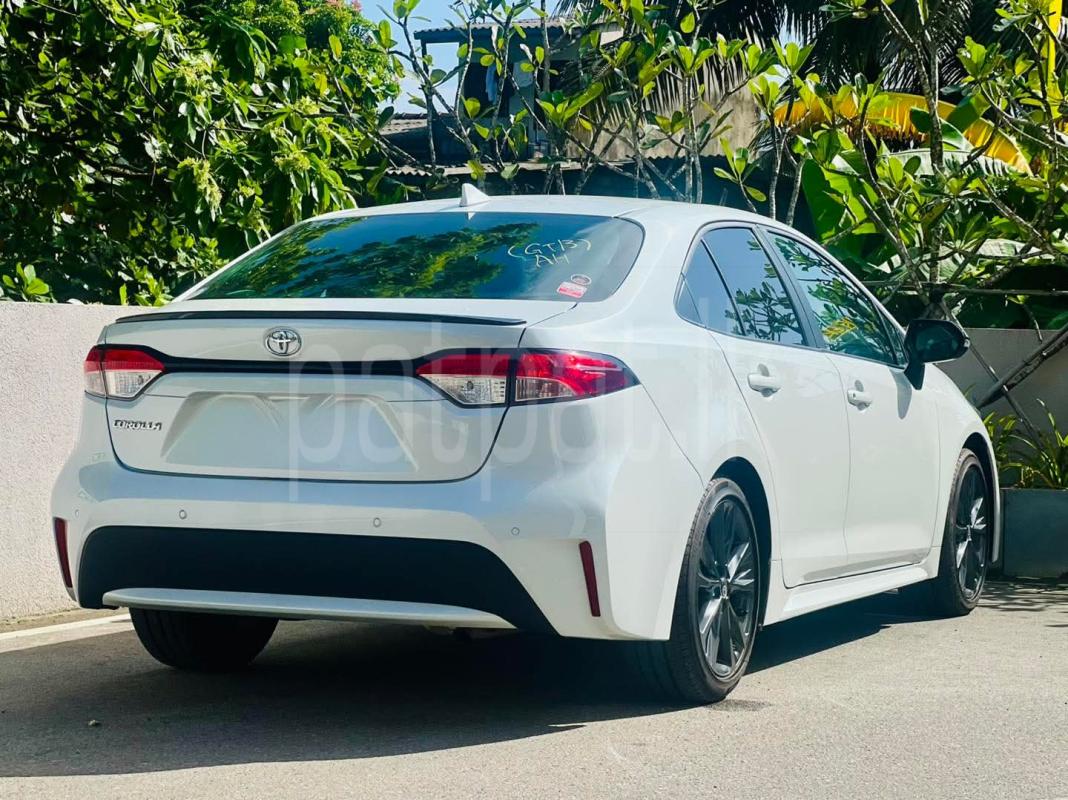 Toyota Corolla 2023 - சான்றளிக்கப்பட்டது கார் sale in Sri Lanka - patpat.lk