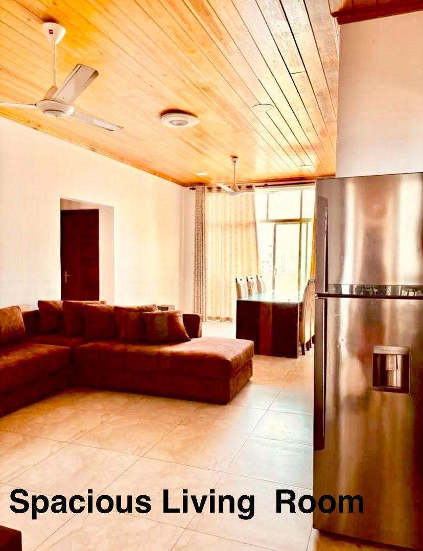 Unfurnished Apartment for Sale in Wellawatta (Colombo 06)