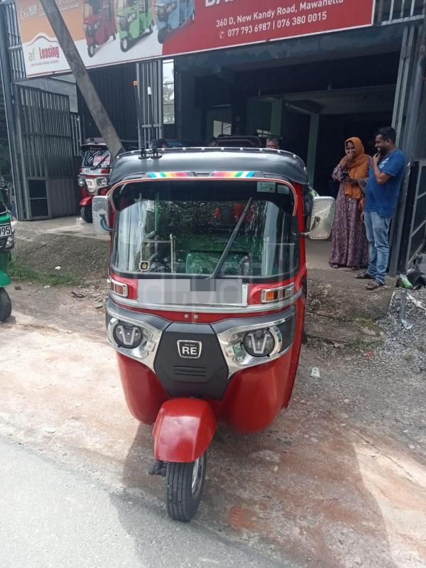 Bajaj 4 stroke 2019 - භාවිතා කරන ලද ත්‍රිරෝද රථය sale in Sri Lanka - patpat.lk