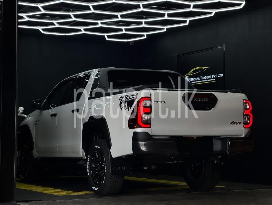 Advertisement image 6