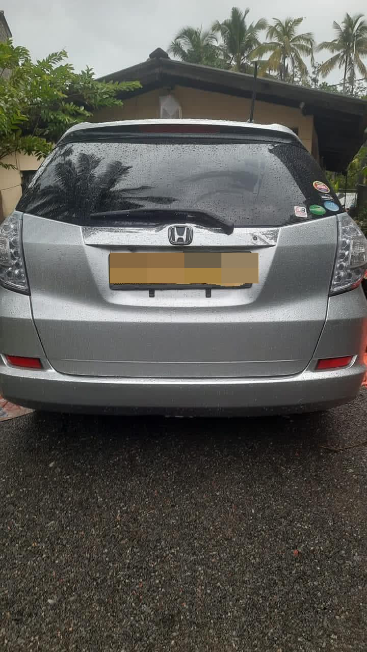Honda FIT SHUTTLE 2012 - Used Car sale in Sri Lanka - patpat.lk