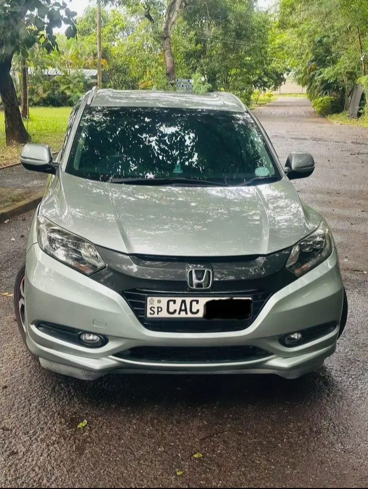 Honda Vezel 2014 - பயன்படுத்தப்பட்டது SUV sale in Sri Lanka - patpat.lk