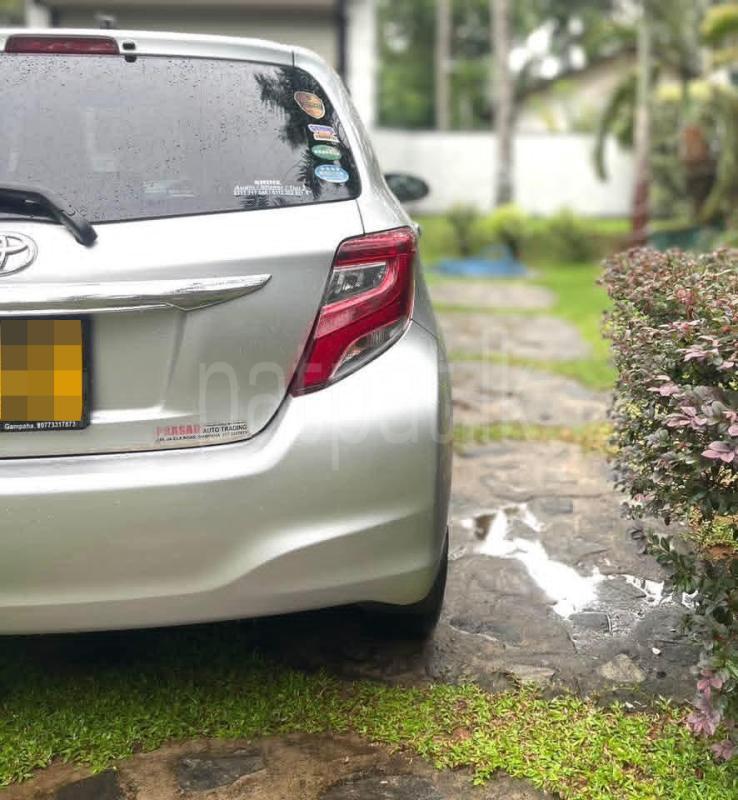 Toyota Vitz 2016 - பயன்படுத்தப்பட்டது கார் sale in Sri Lanka - patpat.lk