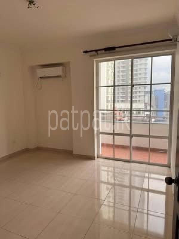 Luxury Apartment for Sale in Kollupitiya (Colombo 03)