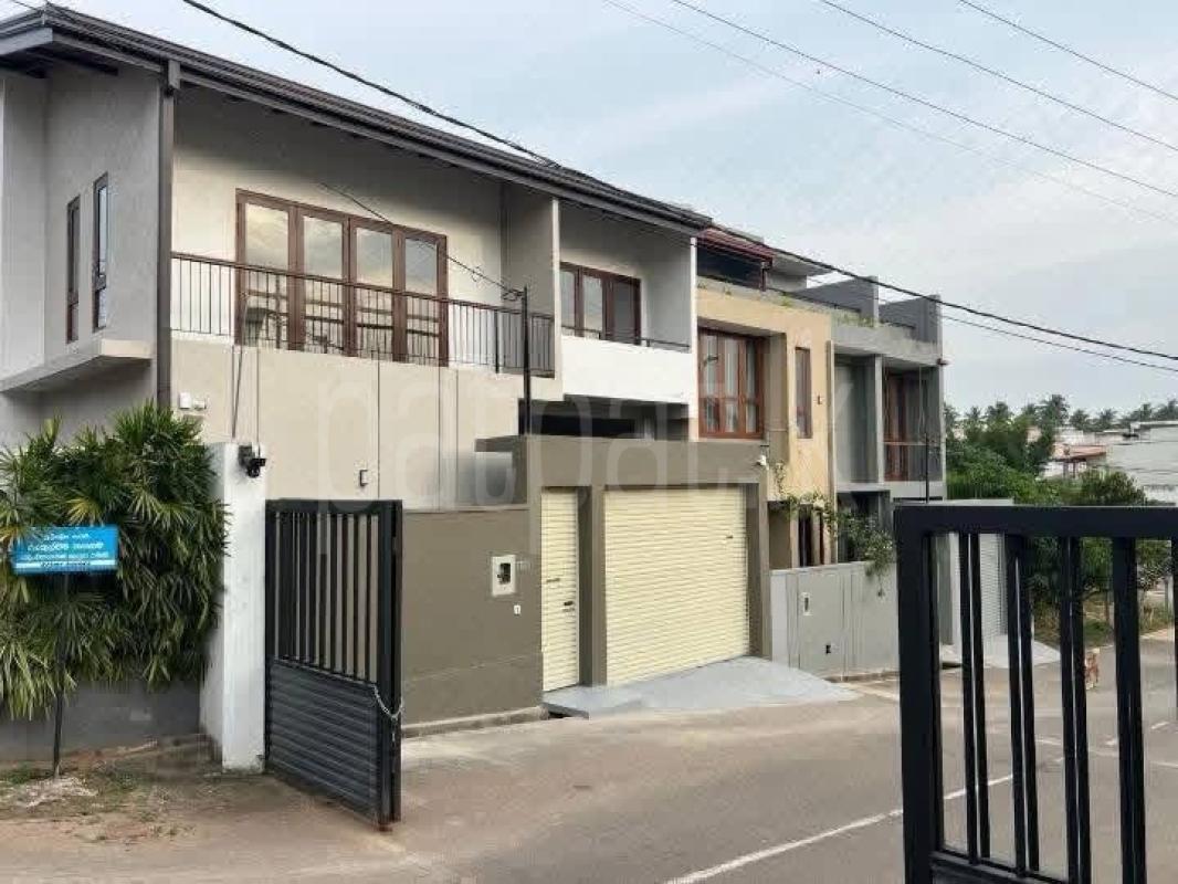 House for Sale in Polgasowita