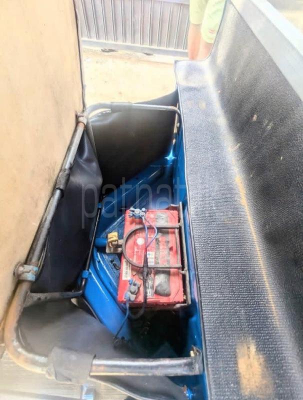 Advertisement image 6