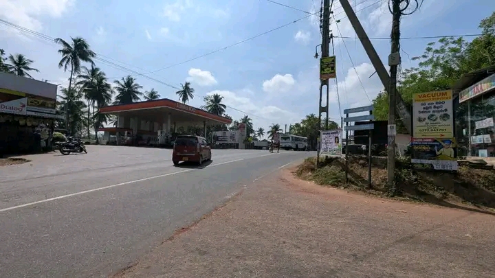 Commercial Land for Sale in Weliveriya
