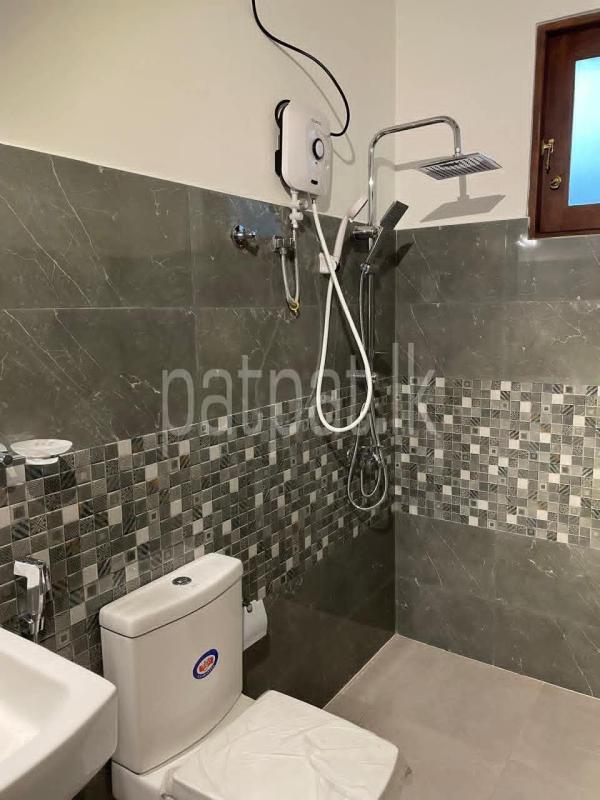 House for Sale in Athurugiriya