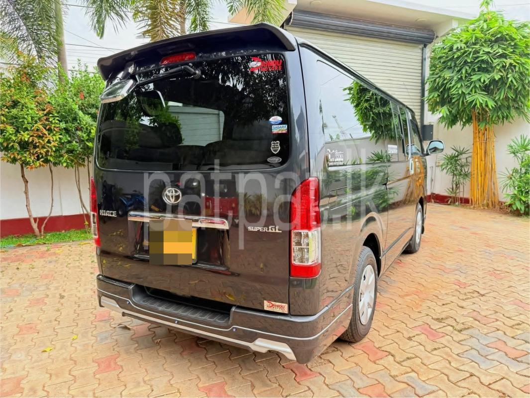 Advertisement image 6