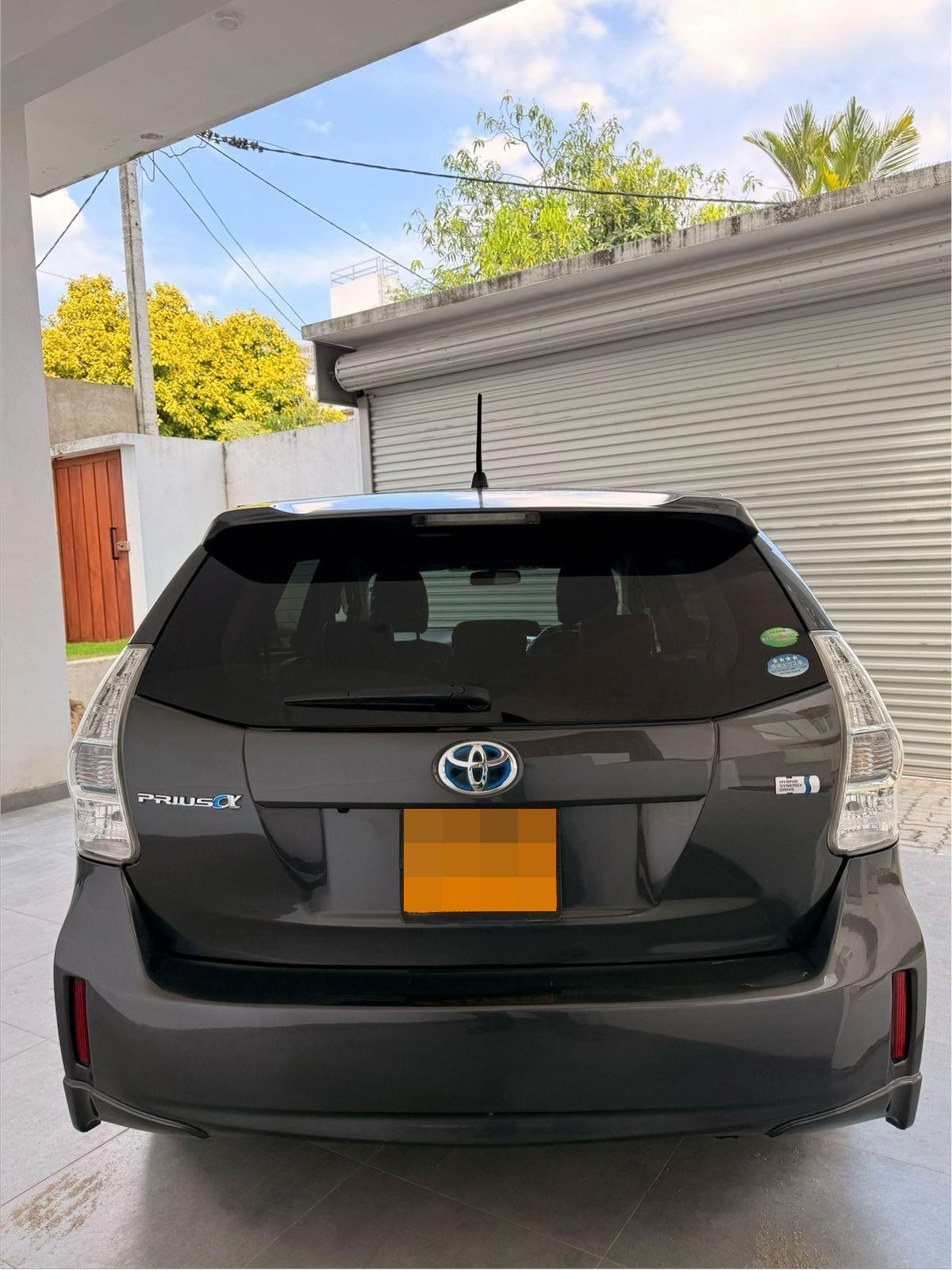 Toyota Prius 2013 - Used Car sale in Sri Lanka - patpat.lk