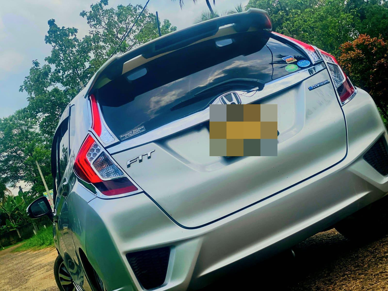 Honda Fit 2013 - பயன்படுத்தப்பட்டது கார் sale in Sri Lanka - patpat.lk