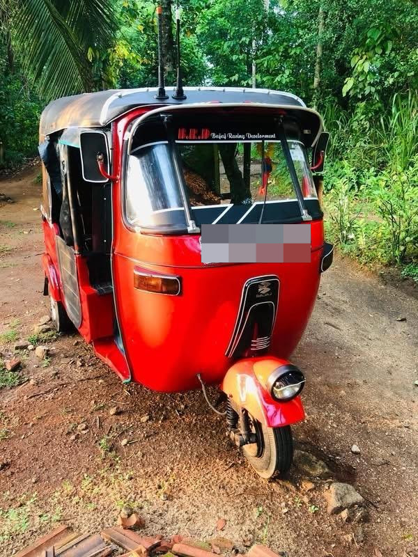 Bajaj Three Wheel 2006 - பயன்படுத்தப்பட்டது முச்சக்கர வண்டி sale in Sri Lanka - patpat.lk