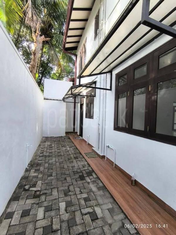 House for Sale in Athurugiriya ads-image-1