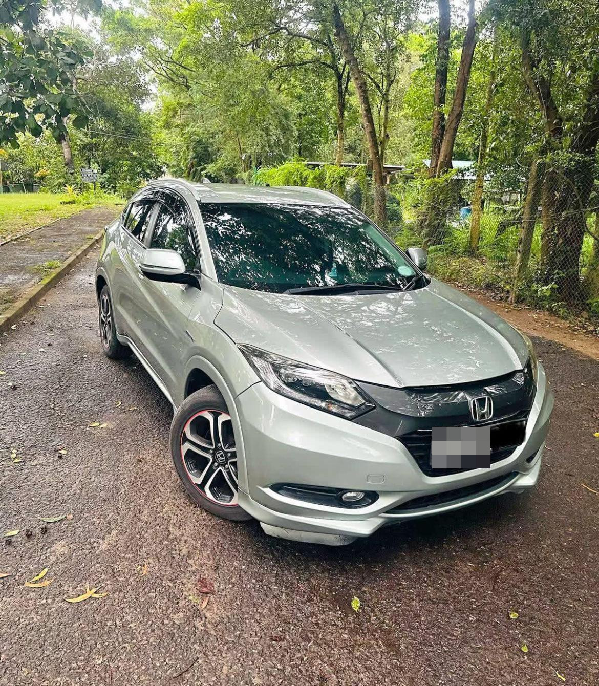 Honda Vezel 2014 - பயன்படுத்தப்பட்டது SUV sale in Sri Lanka - patpat.lk
