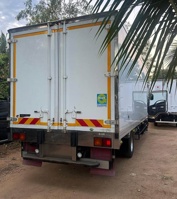 Isuzu Forward 2018 - Brand New Truck sale in Sri Lanka - patpat.lk